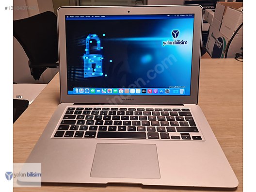 Apple Macbook / MacBook Air (13-inch, 2017) I5 8GB RAM 128GB SSD