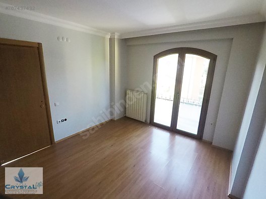 Emlak Ofisinden 5+2, 400 m² Kiralık Villa 5.000 TL�ye