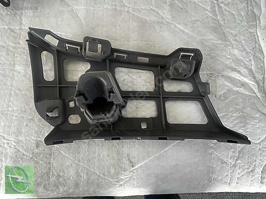 SKODA OCTAVİA ÖN TAMPON SOL BRAKET 2020-2024 5E3807055 - İlan ve