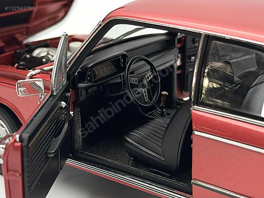 Autoart Diecast Model 1:18 BMW Araba - 1325437812