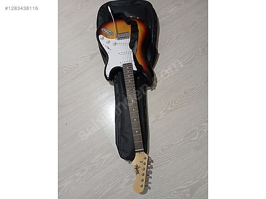 İkinci El ve Sıfır Alışveriş / Müzik / Müzik Aletleri / Telli Çalgılar / Gitar / Elektro
