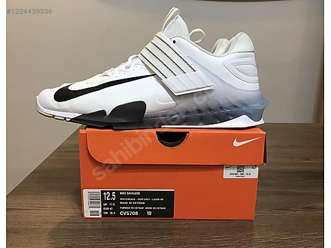 nike savaleos 46