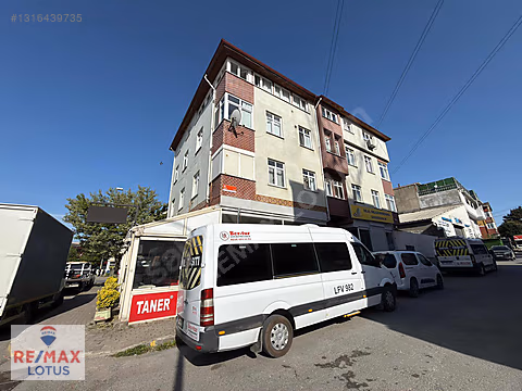 Ferhatpaşa'da Necmettin Erbakan Parkına Yakın 2+1 Kiralık