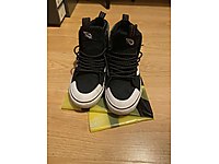 Çok az kullanilmış Vans Sk8-Hi Mte-2 Erkek bot