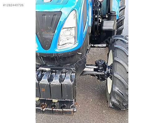 Machinery / Agricultural Machines / Tractors / New Holland / TD4.65B