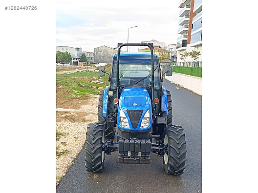 Machinery / Agricultural Machines / Tractors / New Holland / TD4.65B