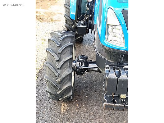 Machinery / Agricultural Machines / Tractors / New Holland / TD4.65B