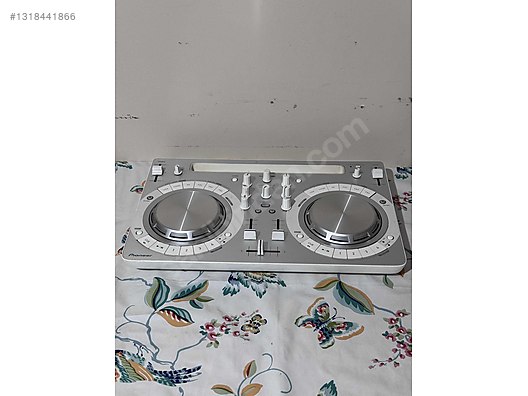 Pioneer DDJ-WeGO3 DJ Kontrolör on sahibinden.com - 1318441866