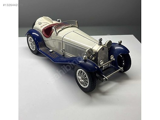 Bburago Diecast Model 1:18 Alfa Romeo Araba - 1326442370