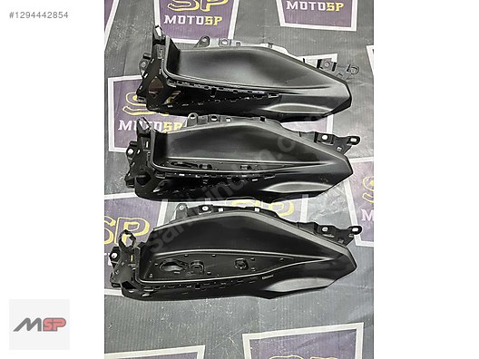 パーツ naokoMAMA Grenaj / YAMAHA XMAX SOL BASAMAK ORJİNAL 2024 - 2025 sahibinden