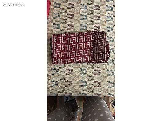 Used & Brand New Items / Clothing & Accessories / Women / Accessories / Foulard