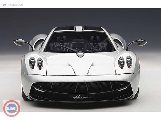 Autoart Diecast Model 1:18 Pagani Araba - 1302442996