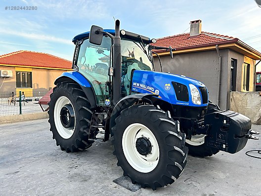 Machinery / Agricultural Machines / Tractors / New Holland / TR6.120