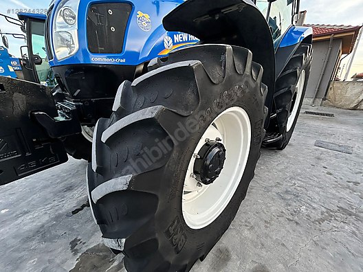 Machinery / Agricultural Machines / Tractors / New Holland / TR6.120
