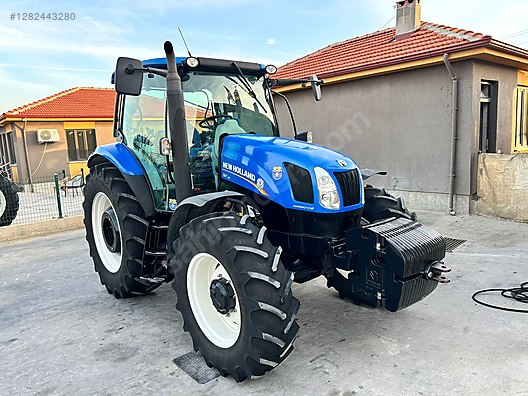 Machinery / Agricultural Machines / Tractors / New Holland / TR6.120