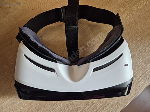 Used & Brand New Items / Cell Phones & Accessories / Wearable Technology / Smartglasses