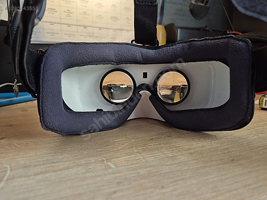 Used & Brand New Items / Cell Phones & Accessories / Wearable Technology / Smartglasses