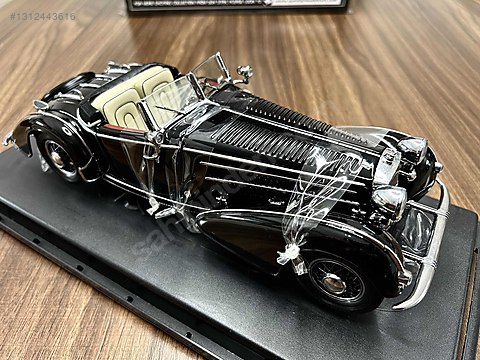 Sunstar Diecast Model 1:18 Horch Araba - 1312443616