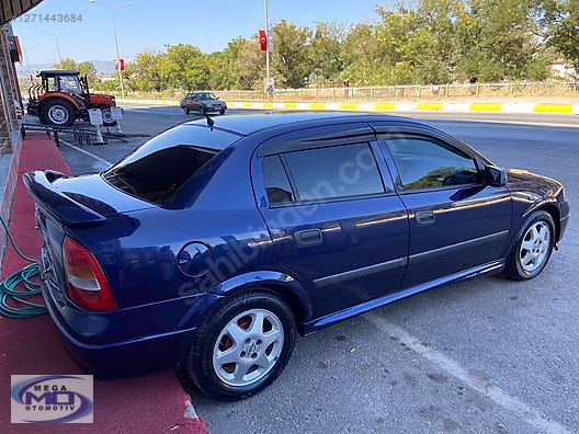 Vasıta / Otomobil / Opel / Astra / 1.6 / Elegance