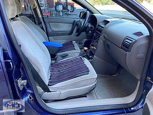 Vasıta / Otomobil / Opel / Astra / 1.6 / Elegance