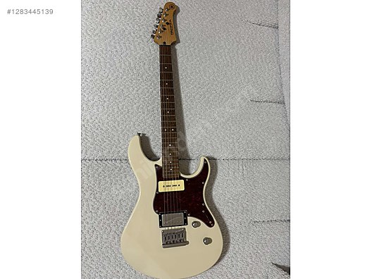 İkinci El ve Sıfır Alışveriş / Müzik / Müzik Aletleri / Telli Çalgılar / Gitar / Elektro