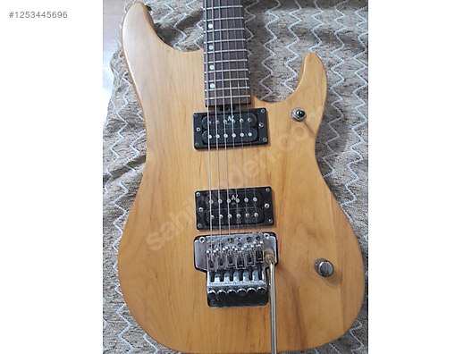 İkinci El ve Sıfır Alışveriş / Müzik / Müzik Aletleri / Telli Çalgılar / Gitar / Elektro