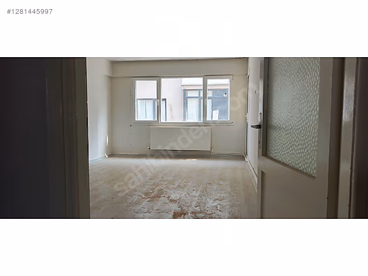 3+1 doğalgazlı çift cephe İzmir Karabağlar Yeşilyurt ana caddeye #1281445997