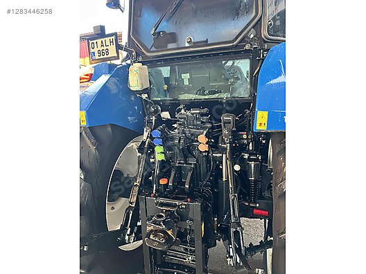 Machinery / Agricultural Machines / Tractors / New Holland / TR5.110