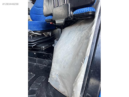 Machinery / Agricultural Machines / Tractors / New Holland / TR5.110