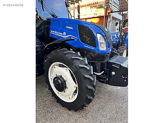 Machinery / Agricultural Machines / Tractors / New Holland / TR5.110