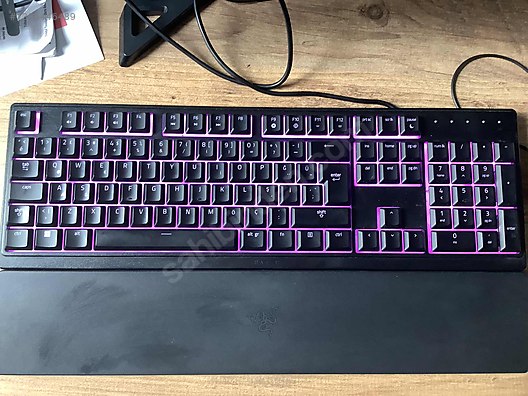 Temiz Razer Ornata V3 X RGB membrane switch sahibinden.comda