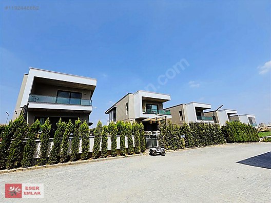 ESER'DEN DENİS VİLALARİNDA EN GENİŞ BAHÇELİ KÖŞE VİLLA #1192446662