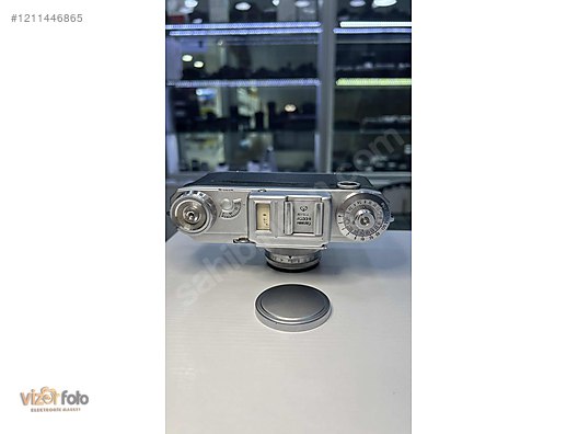 Used & Brand New Items / Cameras & Photographic Equipment / Analogue Film Cameras / 35 mm SLR / Revueflex