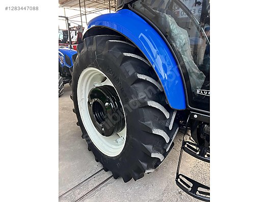 Machinery / Agricultural Machines / Tractors / New Holland / TD110D