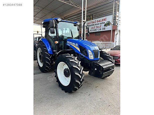 Machinery / Agricultural Machines / Tractors / New Holland / TD110D