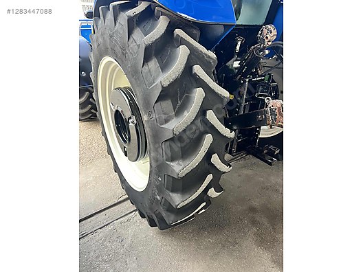 Machinery / Agricultural Machines / Tractors / New Holland / TD110D