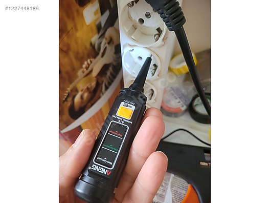 Used & Brand New Items / Electronics / Diagnostic & Test Devices / Voltage Tester