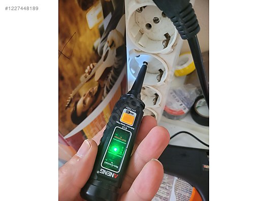 Used & Brand New Items / Electronics / Diagnostic & Test Devices / Voltage Tester