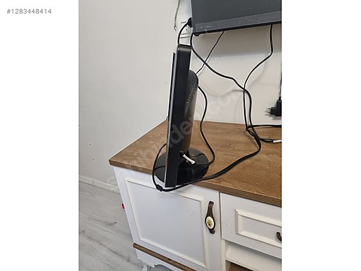 Used & Brand New Items / Computers / Monitors / LED & LCD Monitör