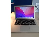 MacBook Air 2017 13/8 GB/120 GB Sorunsuz