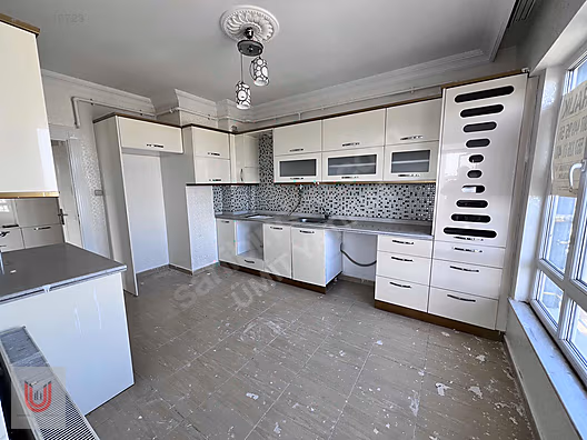 ERTUĞRULGAZİ MAH DE KİRALİK 3+1 DAİRE #1268449723