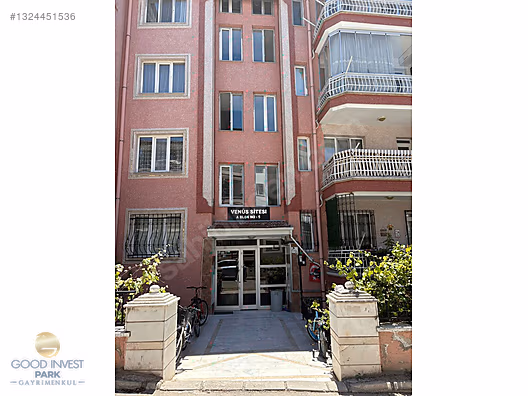 FİYAT DÜŞTÜ.. Diş Fakültesi ve Kryolları Parkı Yanında Temiz 3+1