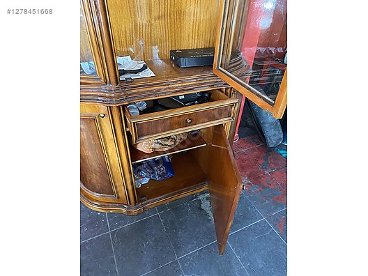 Used & Brand New Items / Antique / Furniture / Den & Living Room / Antique Cupboard