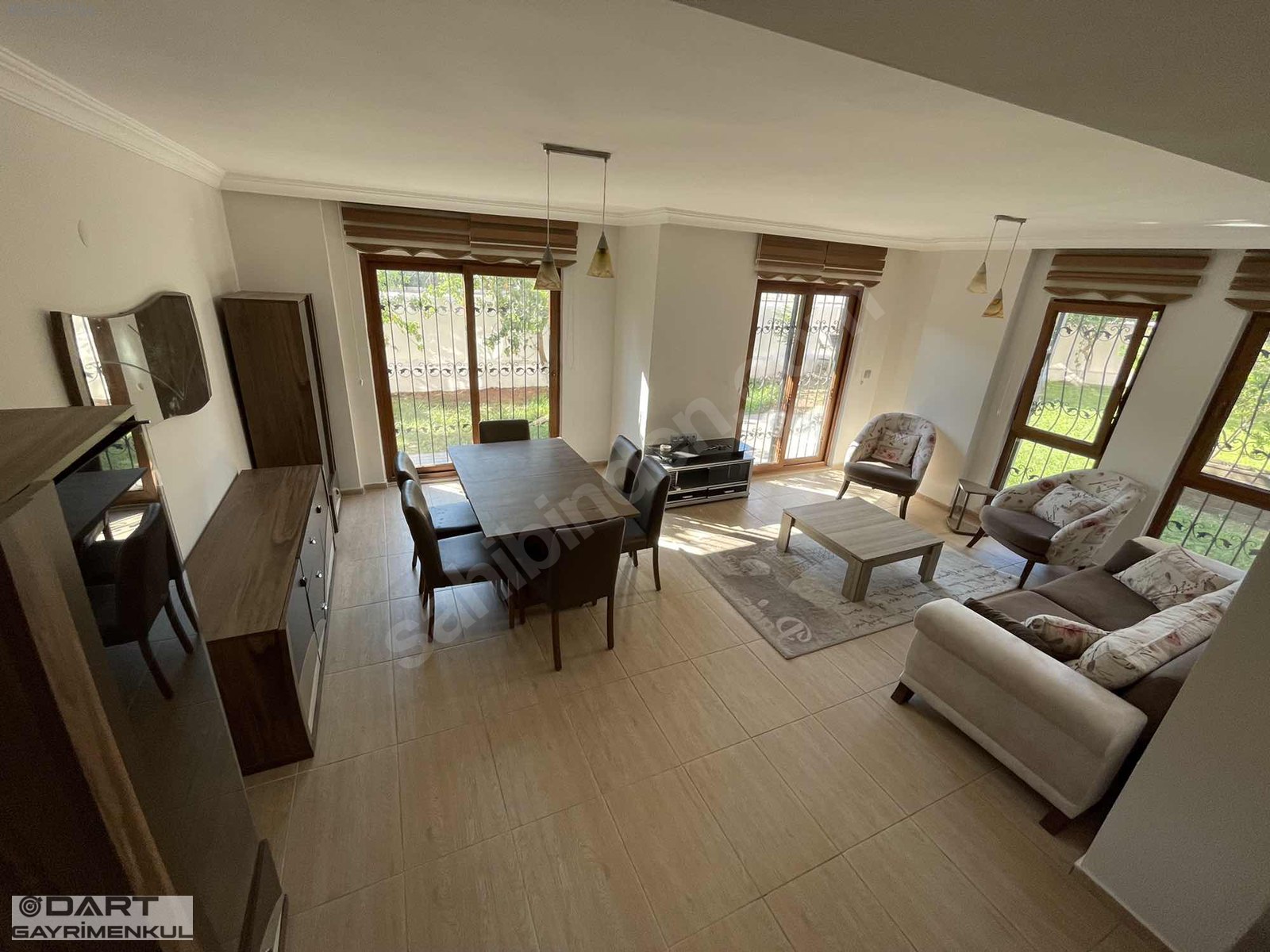 Marmaris/İçmeler�de SATILIK Eşyalı 3+1 Havuzlu Bahçe Dubleksi