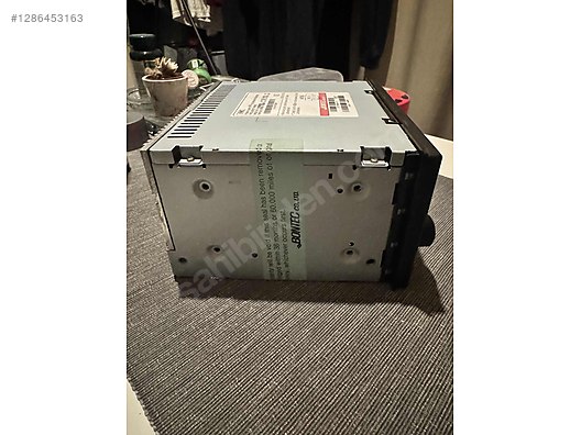 Vehicle Parts / Automotive Equipment / Audio & Video Systems / Music Player