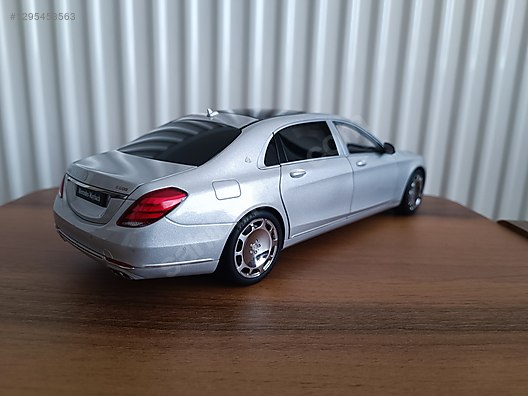 Autoart Diecast Model 1:18 Maybach Araba - 1295453563