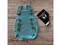 mavi örgü bebek tulumu