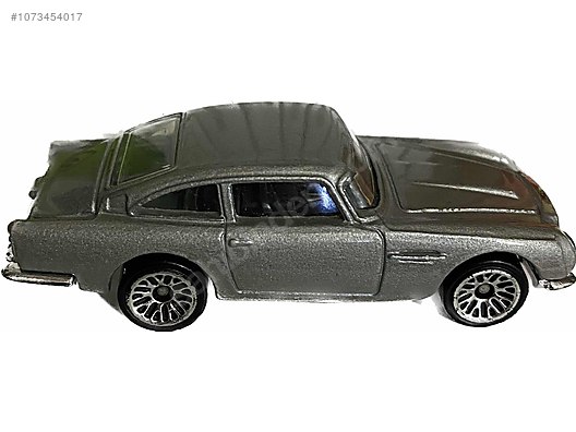 ASTON MARTIN DB5 ハンドメイド ガレージ ジオラマ www.didaktis.co.rs