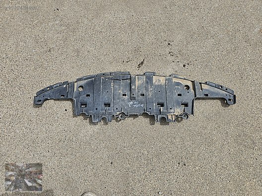 Cars & SUVs / Hatches & Bodywork / OPEL ASTRA J ÖN TAMPON ALT