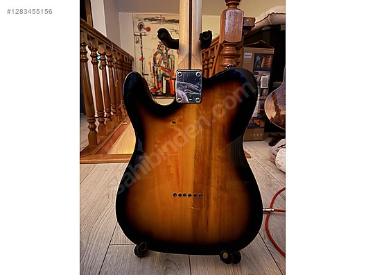 Squier Elektro Gitar